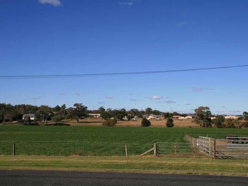 9 River Terrace, Warwick QLD 4370