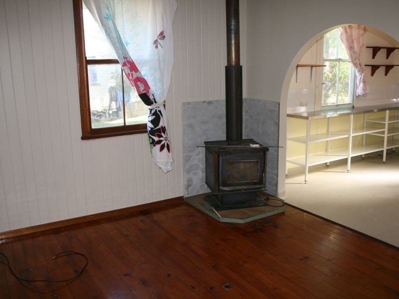 9 River Terrace, Warwick QLD 4370