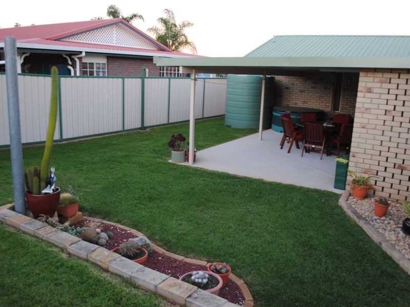 8 Davis Place, Warwick QLD 4370