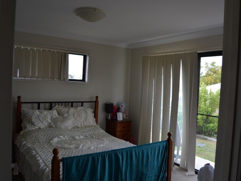 Unit 1 & 2/20 Lookout Place  Rosenthal Heights, Warwick QLD 4370