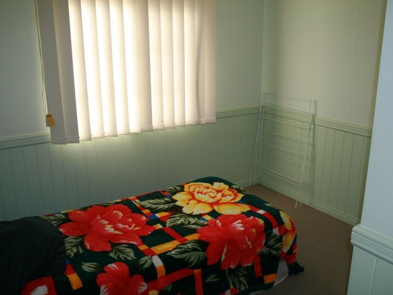 1/18 Stacey Street, Warwick QLD 4370