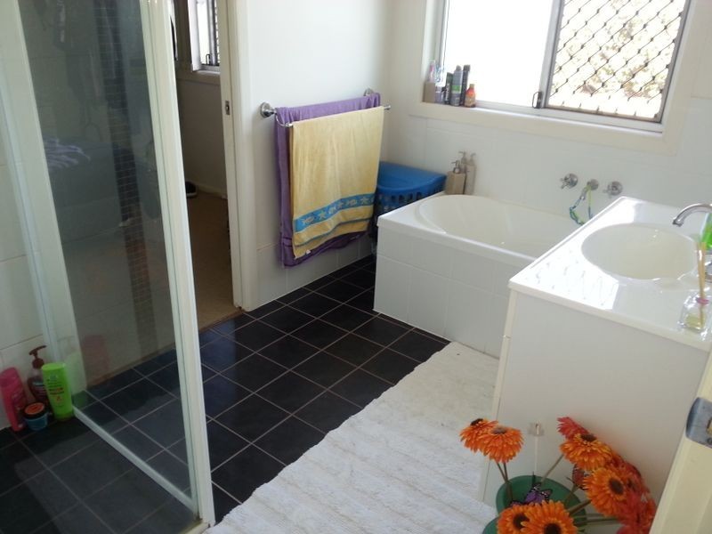 1/5 Hans Borgar, Warwick QLD 4370