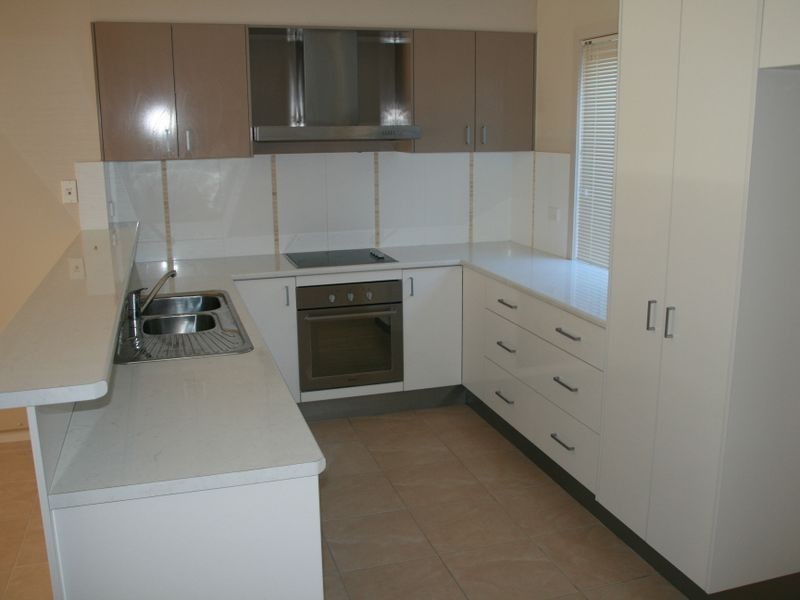 Unit 6/2 Redgwell Street, Warwick QLD 4370