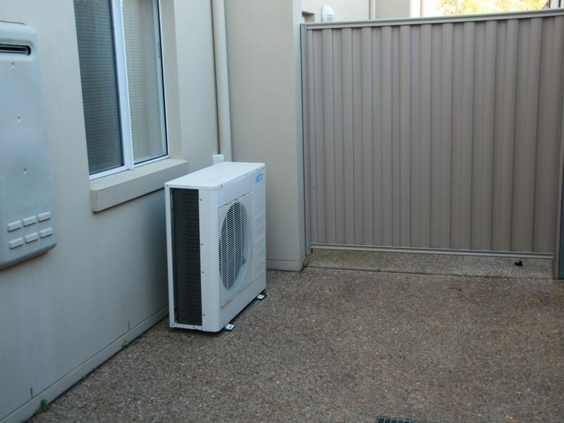 Unit 6/2 Redgwell Street, Warwick QLD 4370