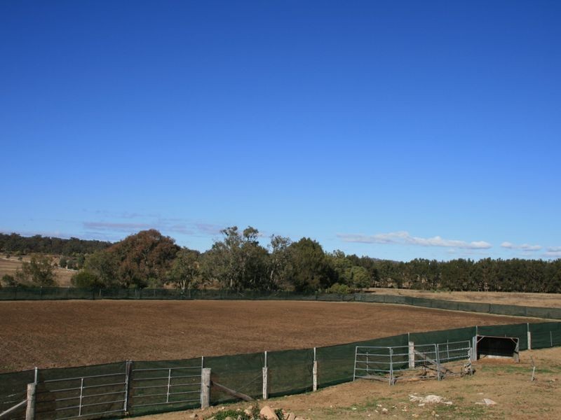 33 Gibson Road, Rosenthal Heights QLD 4370