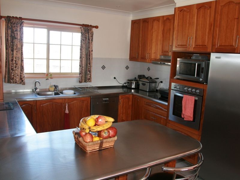 33 Gibson Road, Rosenthal Heights QLD 4370