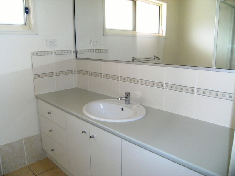 Unit 1 – 6 Bertram Street,, Warwick QLD 4370