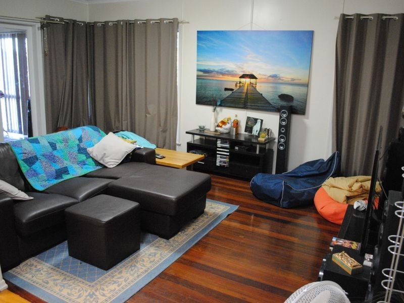 15 Clowes Crescent, Warwick QLD 4370