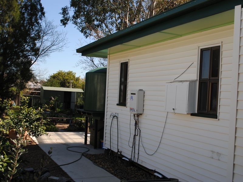 39 Myrtle Avenue, Warwick QLD 4370