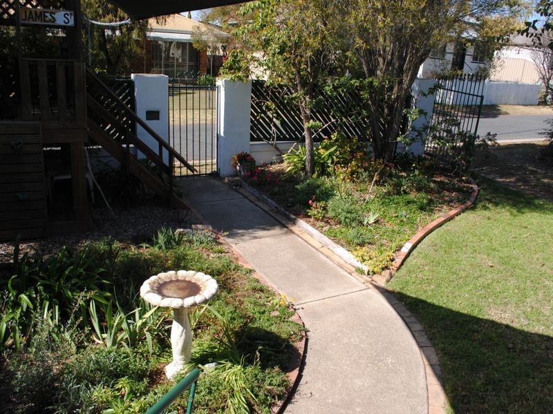 39 Myrtle Avenue, Warwick QLD 4370