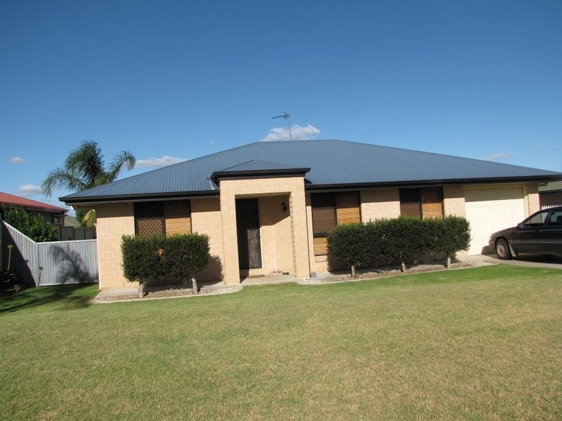 11 Davis Place, Warwick QLD 4370