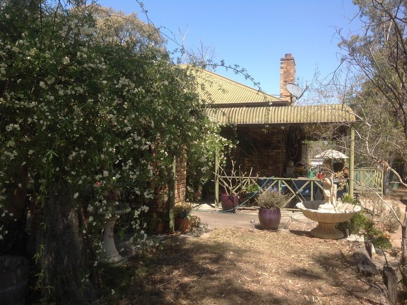 27 Freestone Road, Warwick QLD 4370