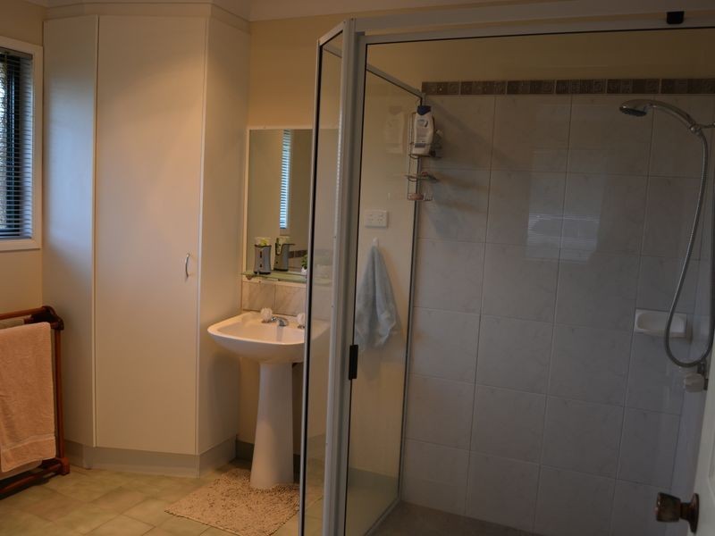 2 Glenhaven Court, Warwick QLD 4370