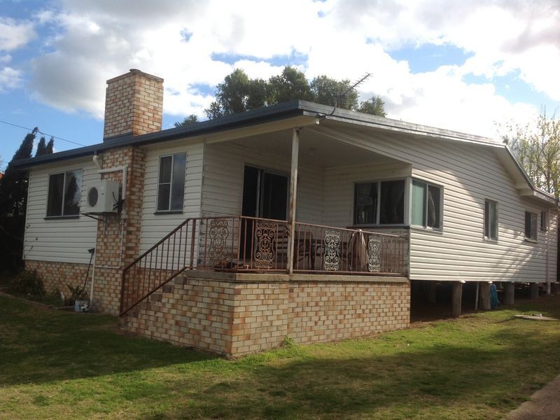 3 River Terrace, Warwick QLD 4370