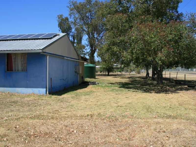 41 Perceval St, Leyburn QLD 4365