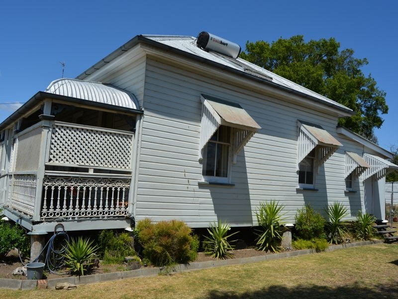 39 Myall Avenue, Warwick QLD 4370