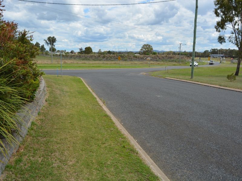 4 Glenara Court, Warwick QLD 4370