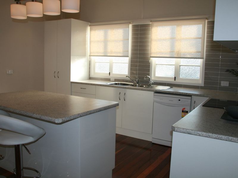 1 Weewondilla Rd, Warwick QLD 4370