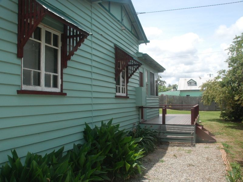 10 Foster Street Glen Aplin, Stanthorpe QLD 4380