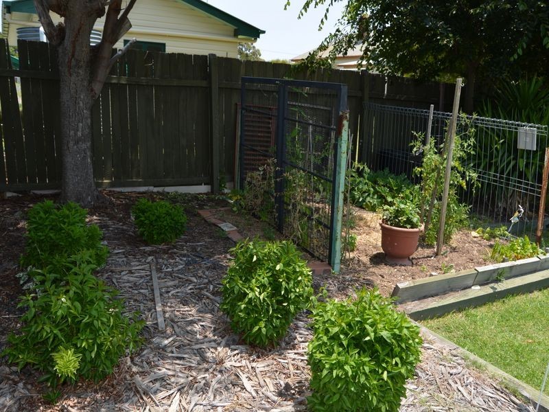 14 Edward Street, Warwick QLD 4370