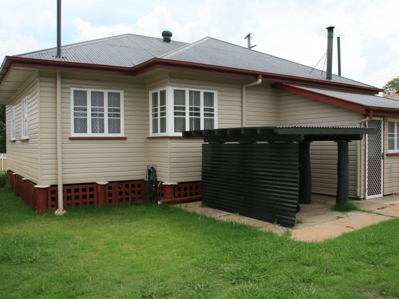 15 Pratten Street, Warwick QLD 4370