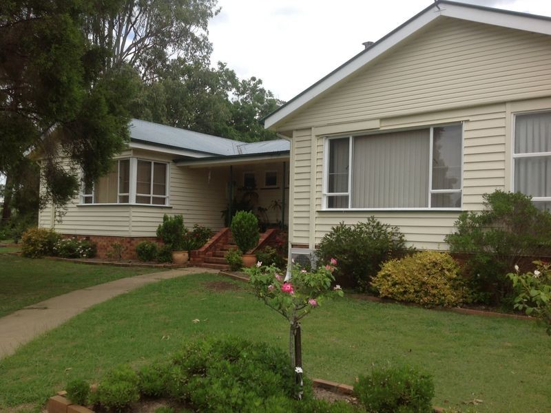 189 Dragon Street, Warwick QLD 4370