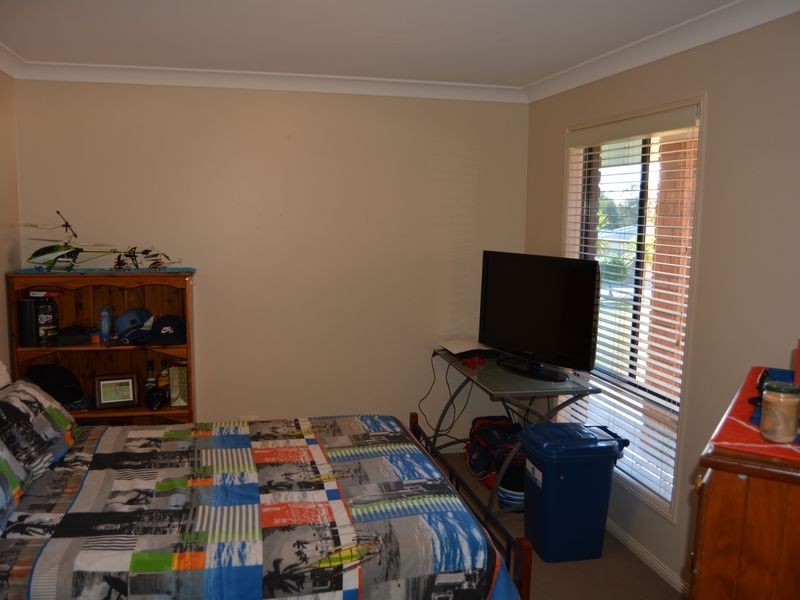 37 Lyons Crescent, Warwick QLD 4370