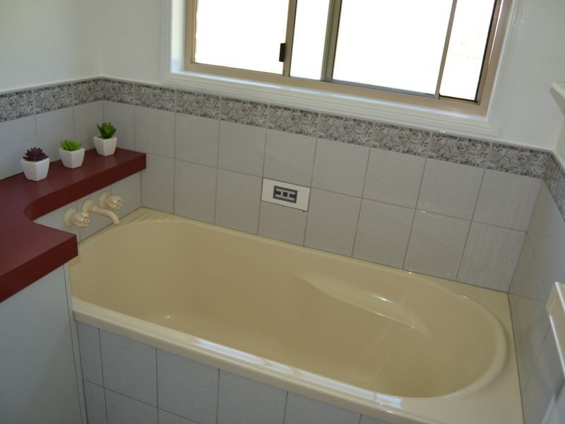 4 Hogan Drive, Warwick QLD 4370