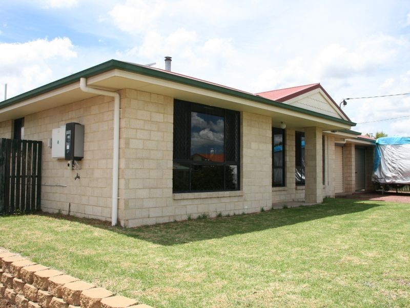3 Barton Street, Stanthorpe QLD 4380