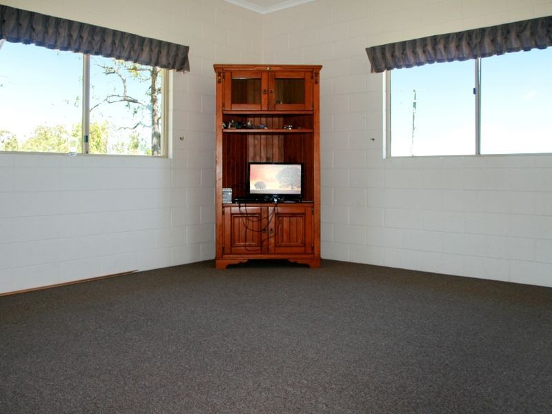 195 Ravenscroft Road, Elbow Valley QLD 4370