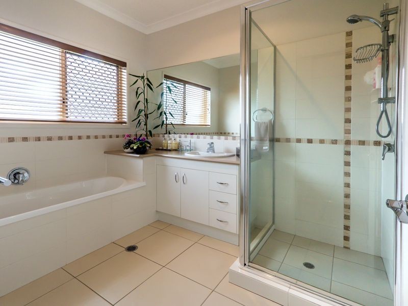 39 Doncaster Drive, Warwick QLD 4370