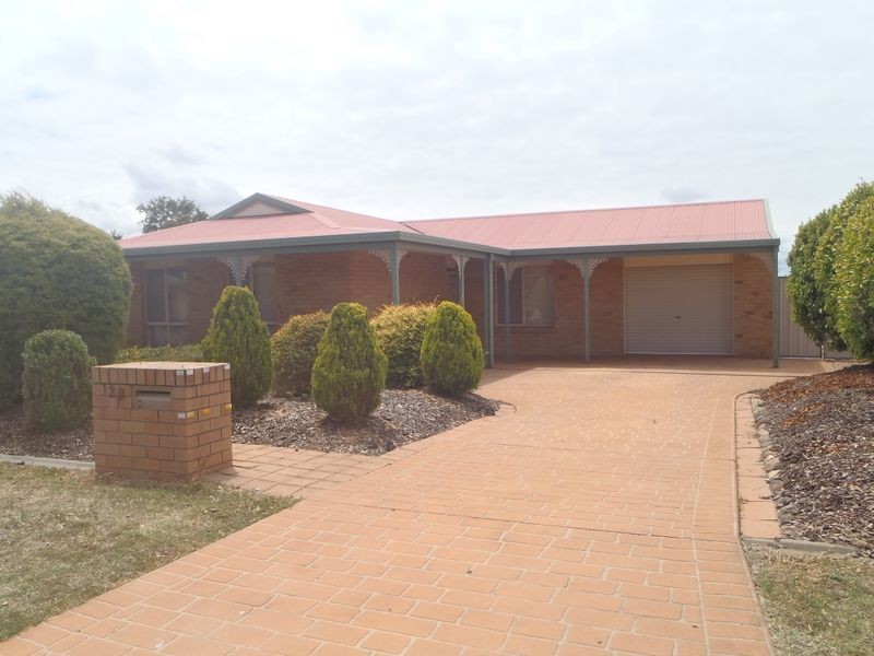 29 Flynn Drive, Warwick QLD 4370