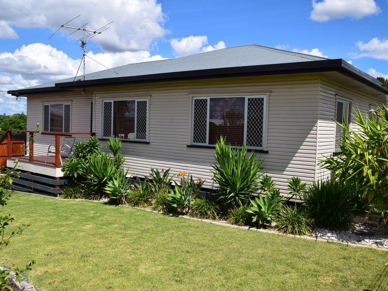 236 Wood Street, Warwick QLD 4370