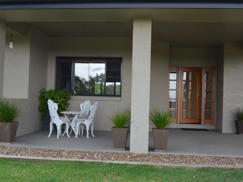 34 Gilchrist Road, Warwick QLD 4370