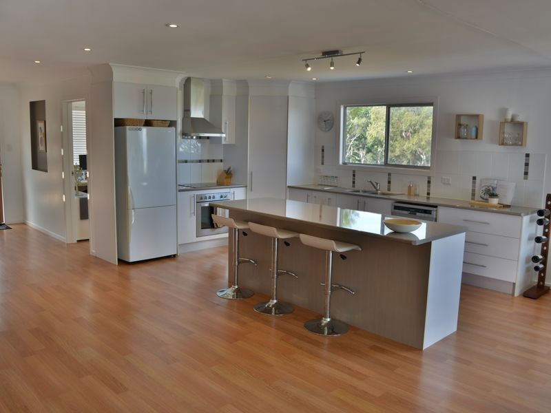 15A Weewondilla Road, Warwick QLD 4370