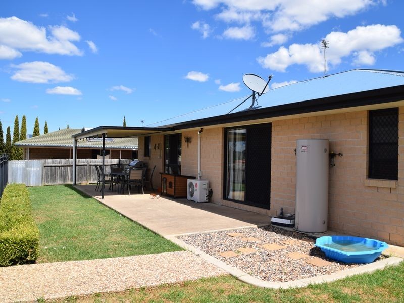 11 Davis Place, Warwick QLD 4370