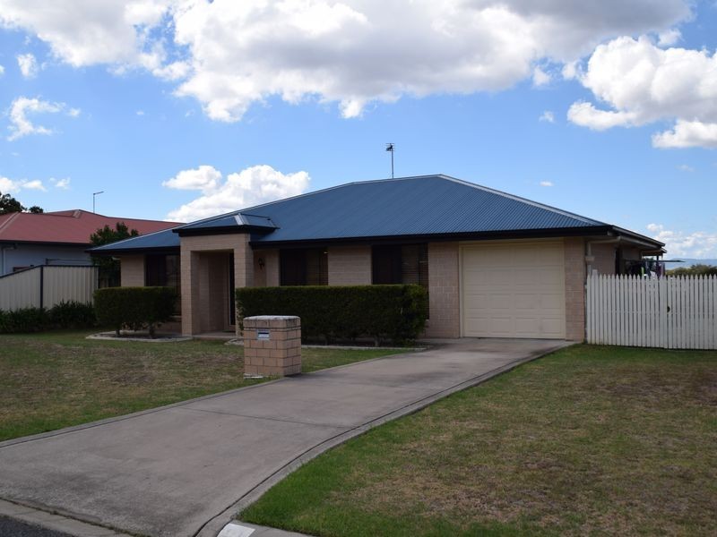 11 Davis Place, Warwick QLD 4370