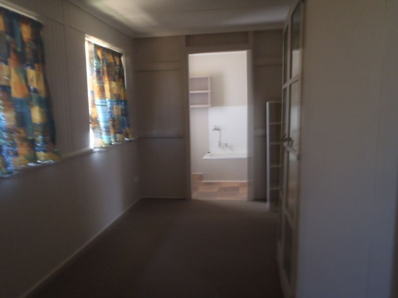 30 Wallace Street, Warwick QLD 4370