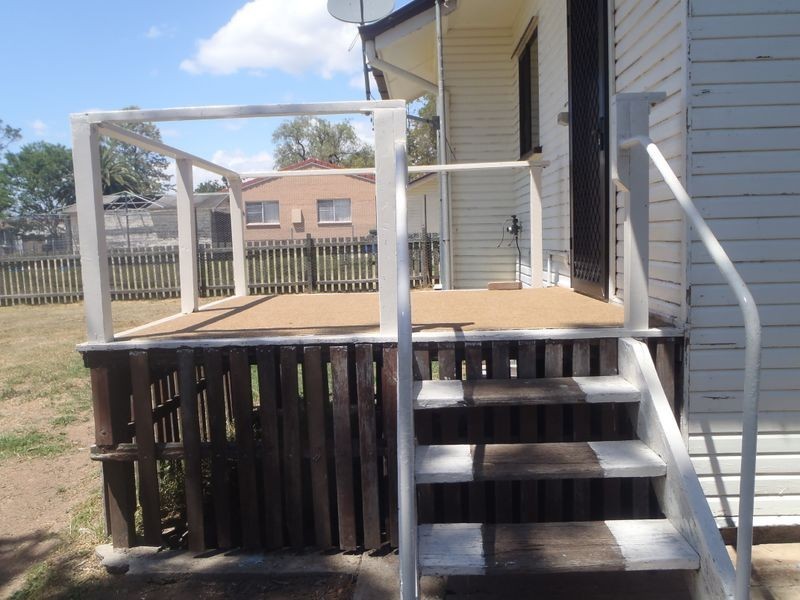 30 Wallace Street, Warwick QLD 4370