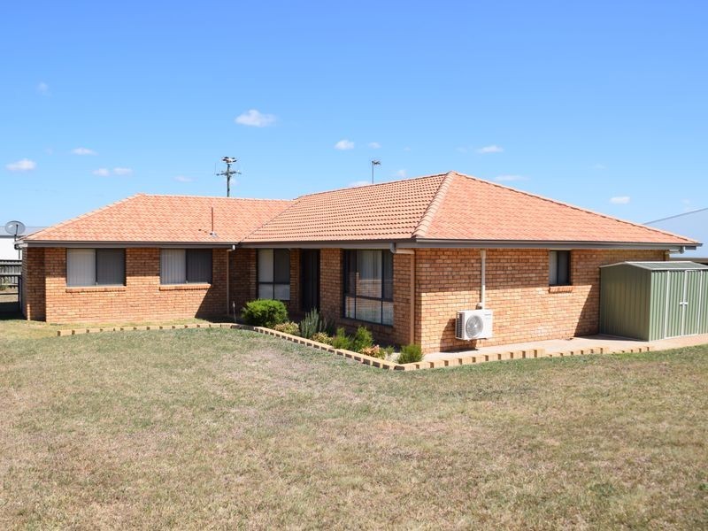 19 McDougall Street, Warwick QLD 4370