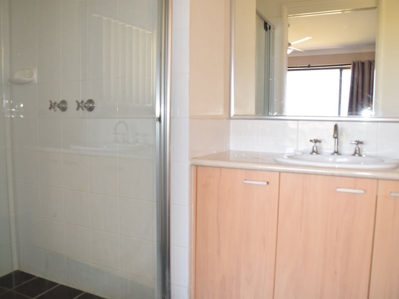 19 McDougall Street, Warwick QLD 4370