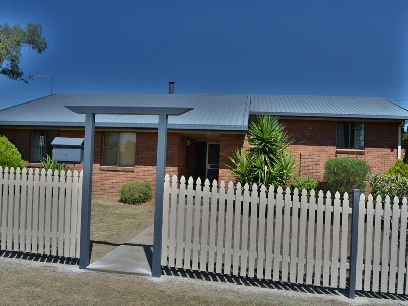 24 Miller Street, Warwick QLD 4370