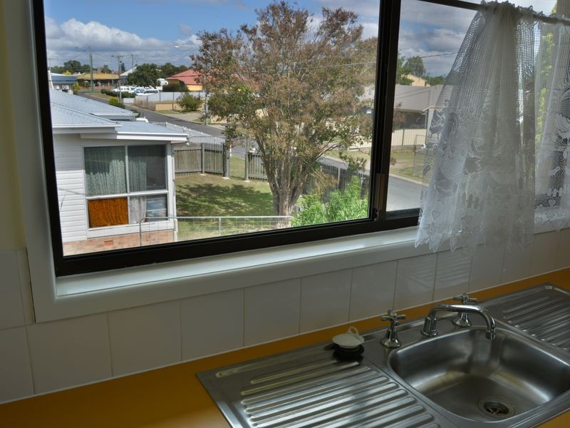 Unit 10/10 Myall Avenue, Warwick QLD 4370