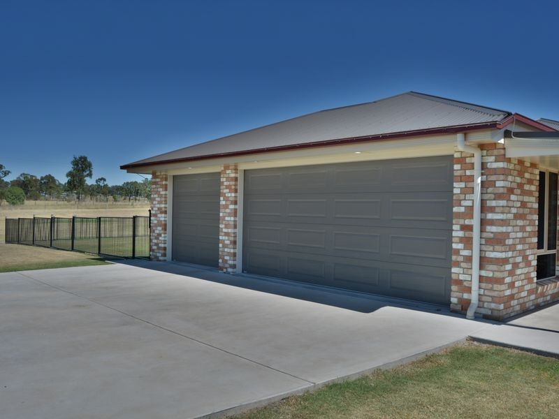 8 Condavale Drive, Warwick QLD 4370