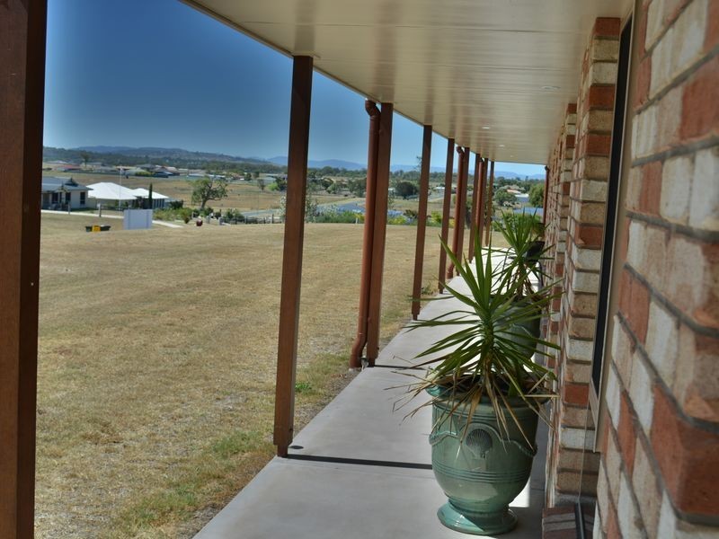 8 Condavale Drive, Warwick QLD 4370