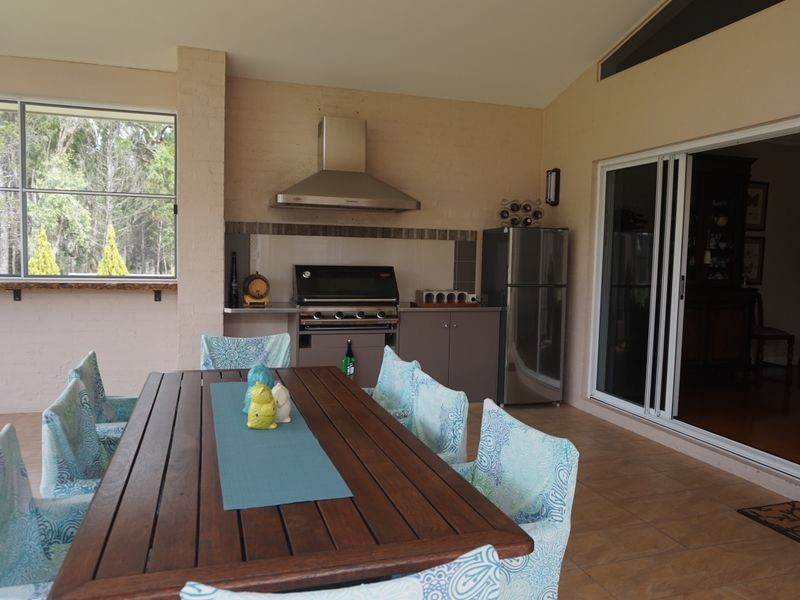 44 Melaleuca Crescent, Stanthorpe QLD 4380