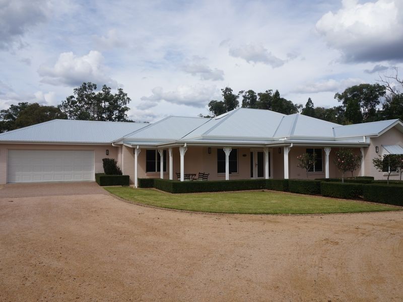 44 Melaleuca Crescent, Stanthorpe QLD 4380