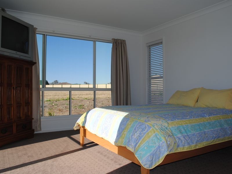 23 Derain Drive, Warwick QLD 4370