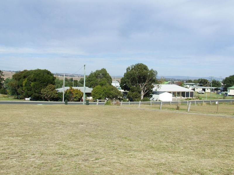 10 Anemone Street, Killarney QLD 4373