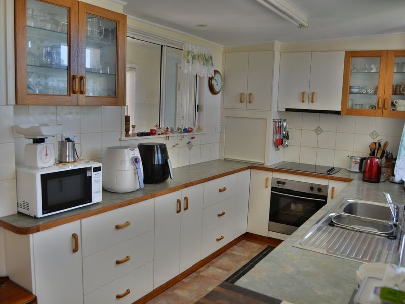 12 New England Highway, Allora QLD 4362